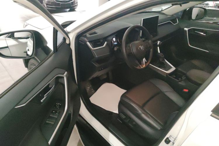 Used Toyota Wildlander 2021 2.0L CVT Two-Wheel Drive Luxury Edition
