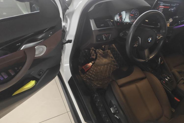 Used BMW X1 2022 sDrive25Li Leading Model
