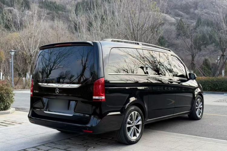 Used Mercedes-Benz V-Class 2020 V 260 Avantgarde Edition