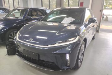 Used Rising R7 2023 Rear-Drive Screen King Edition