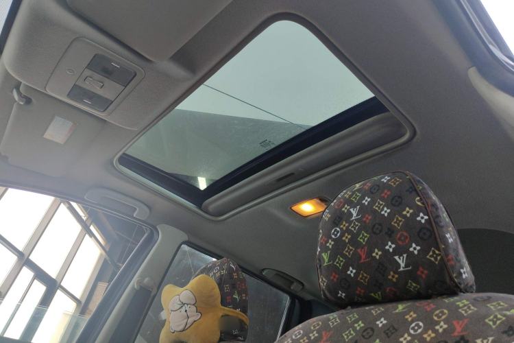 Used Nissan Livina 2013 1.6XL CVT Luxury Edition
