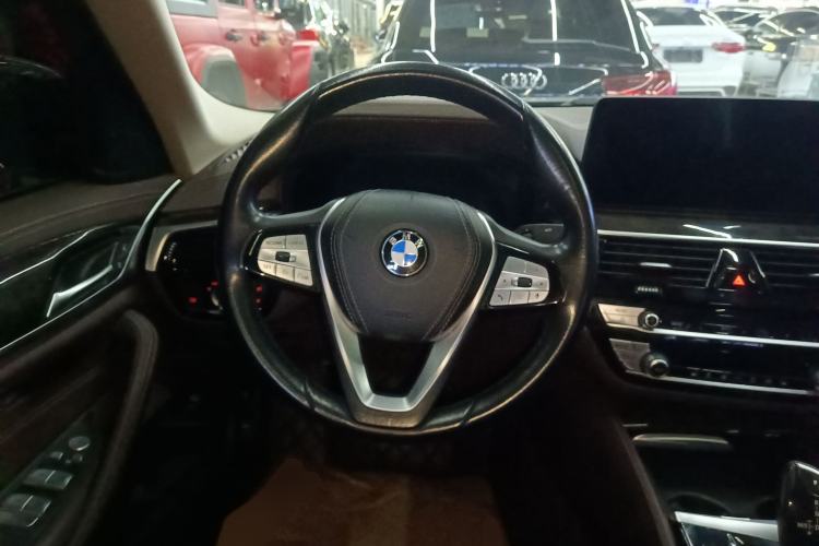 Used BMW 5 Series 2022 Restyled 525Li Luxury Package