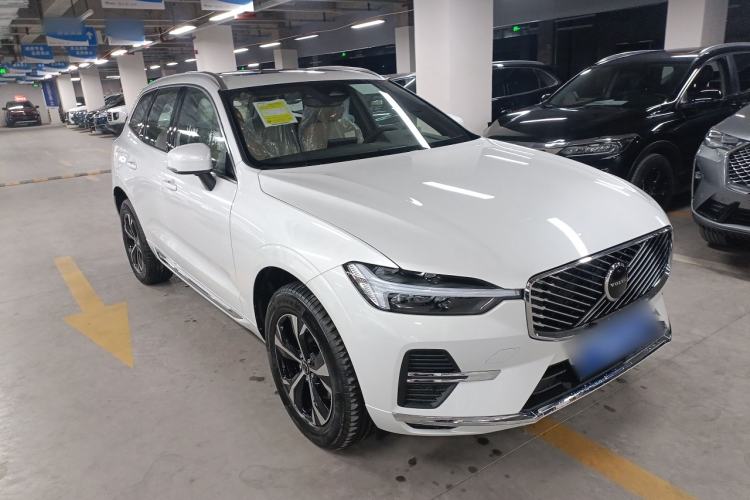 Used Volvo XC60 2026 B5 4x4 Smart Luxury Edition

