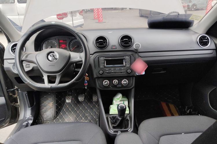 Used Volkswagen Jetta 2017 1.4L Manual Fashion Edition
