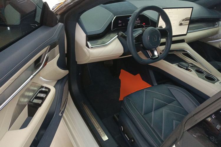 Used Zeekr 001 2022 Ultra-Long Range Dual-Motor YOU Version
