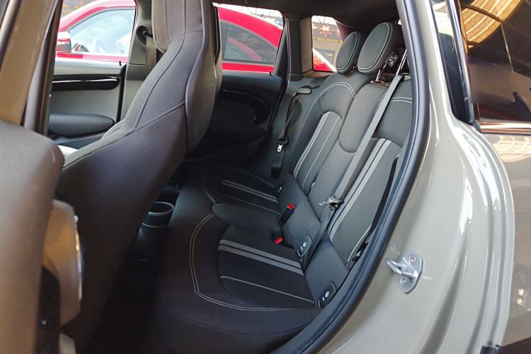 Used  MINI 2019 1.5T COOPER Racing Edition Five-Door Model
