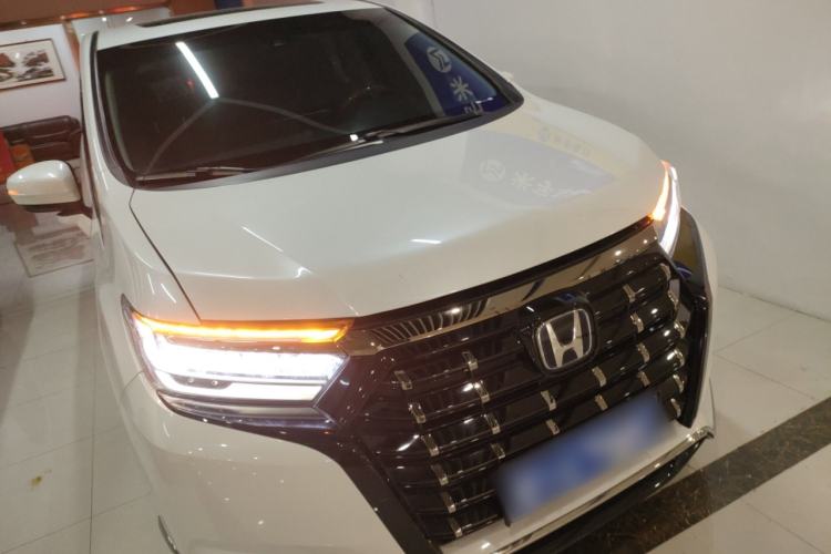 Used Honda Elysion 2022 2.0L eHEV Luxury First Edition
