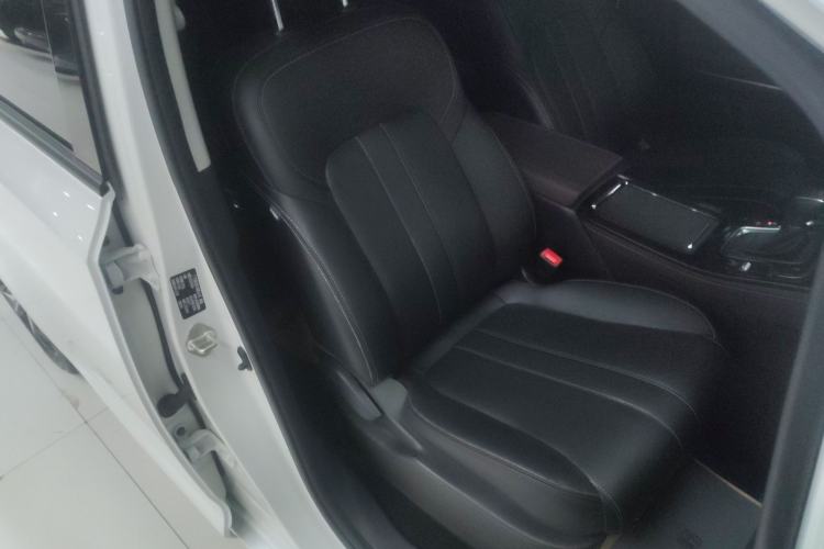 Used GAC Trumpchi M6 2023 PRO 270T DCT Luxury Edition
