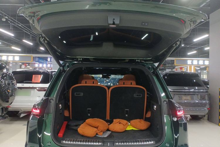 Used Li Auto L9 2022 Max model
