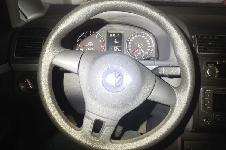 Used Volkswagen Touran 2015 1.4T DSG Comfort Edition 5 Seats
