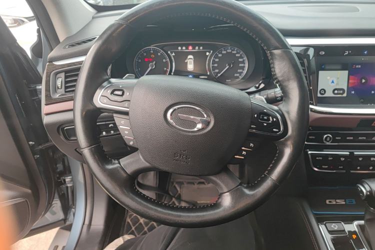 Used GAC Trumpchi GS8 2017 320T Two-Wheel Drive Luxury Smart Connectivity Version (7 Seats)
