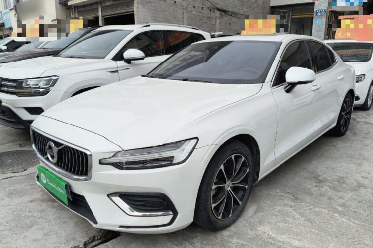 Used Volvo S60 2021 T4 Zhiyi Luxury Edition