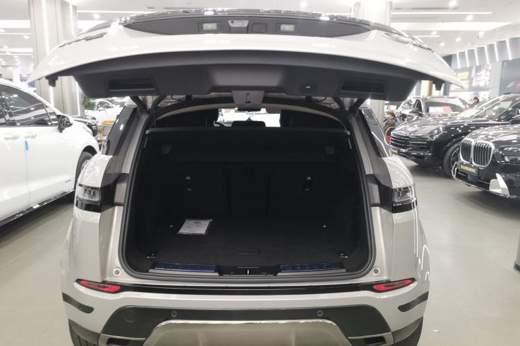 Used Land Rover Range Rover Evoque 2023 Aurora L 249 PS Luxury Edition
