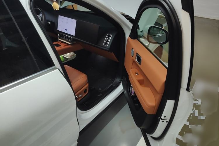 Used Li Auto L6 2024 PRO Model
