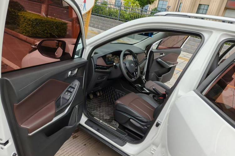 Used Changan CS15 2019 1.5L Manual Entry-Level Version China V Standard
