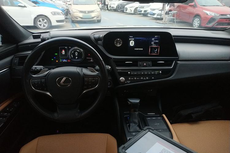 Used Lexus ES 2021 300h Excellence Edition