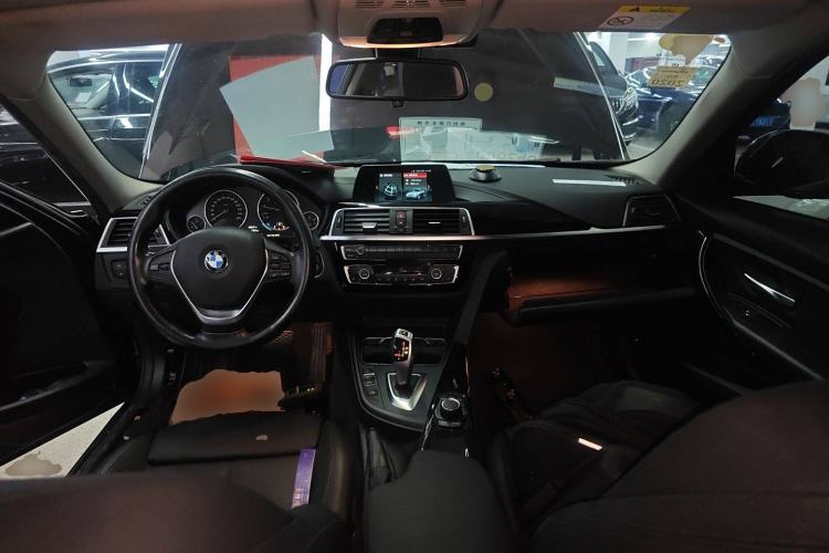 Used BMW 3 Series 2018 318Li
