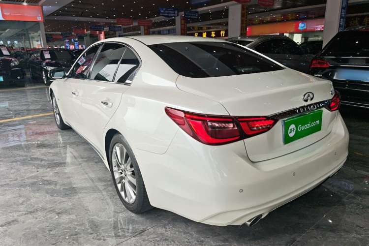Used Infiniti Q50L 2018 2.0T Enjoyment Version China VI Standard
