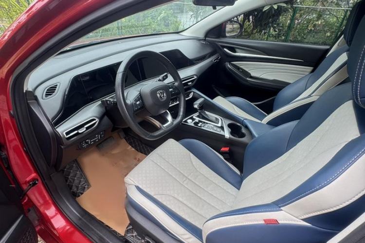 Used Changan Eado 2021 PLUS Blue Whale NE 1.4T GDI DCT Flagship Model
