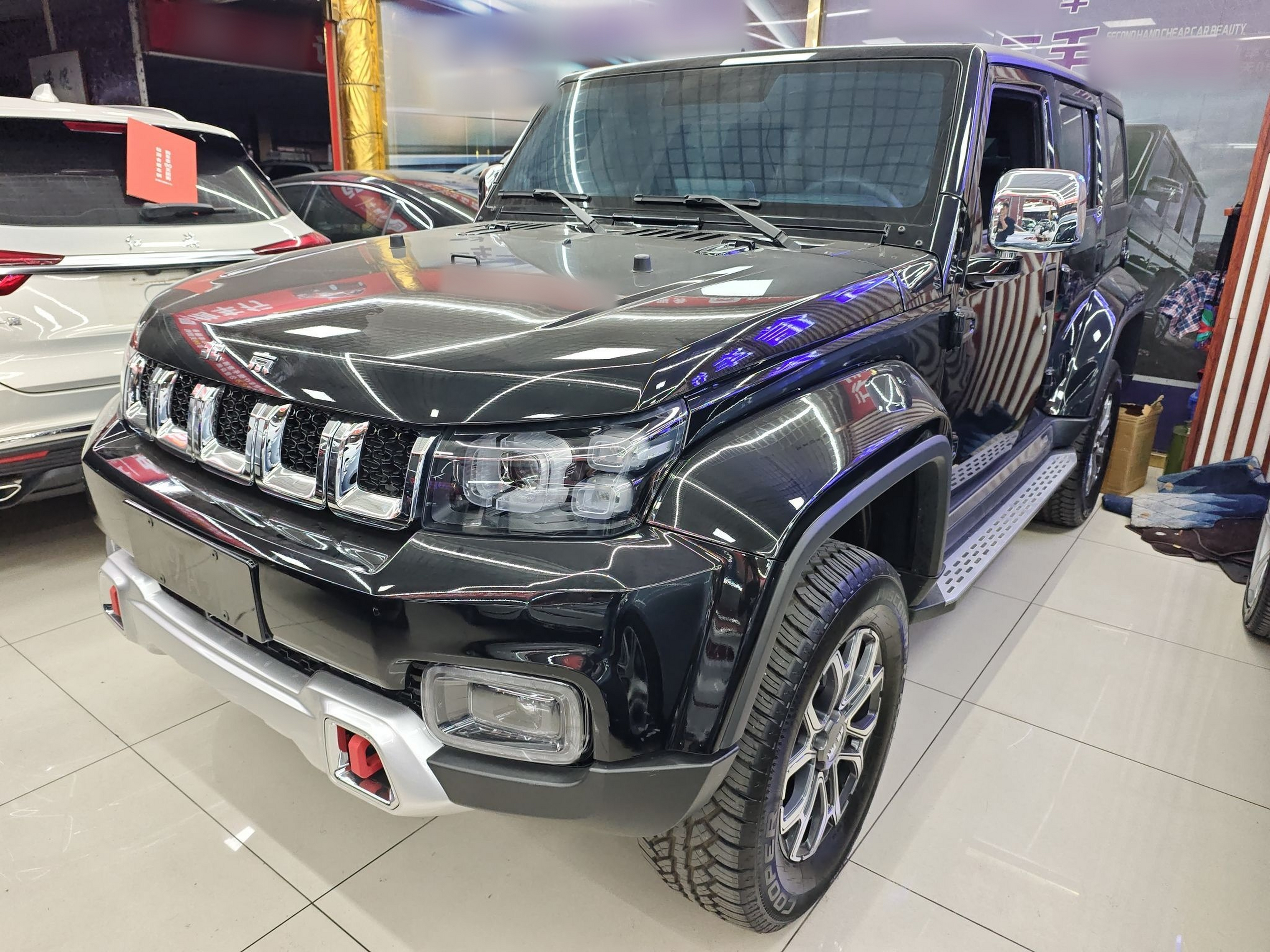 Под передней частью автомобиля