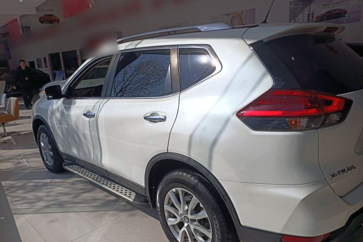 Used Nissan X-Trail 2019 2.0L CVT Smart Connect Comfort Edition 2WD
