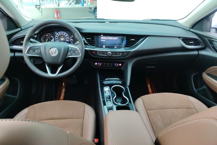 Used Buick Regal 2020 552T Luxury Version
