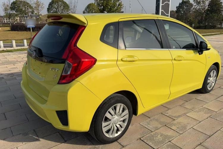 Used Honda Fit 2014 1.5L LX CVT Comfort Model
