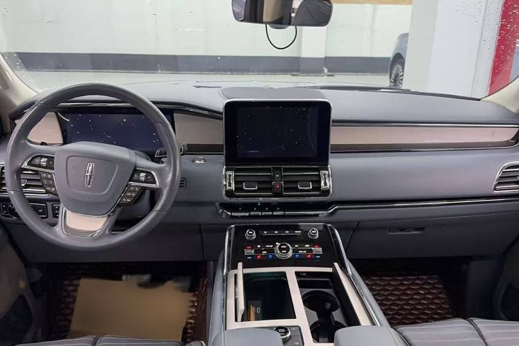 Used Lincoln Navigator 2020 3.5T Long-Wheelbase Presidential Edition
