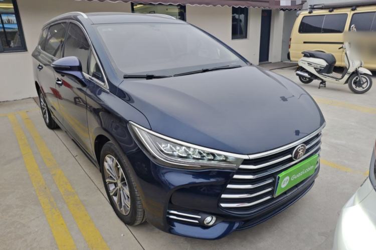Used BYD Song MAX 2019 1.5T Automatic Smart Connect Ruiyi Sunroof Version 6 Seats China VI Standard
