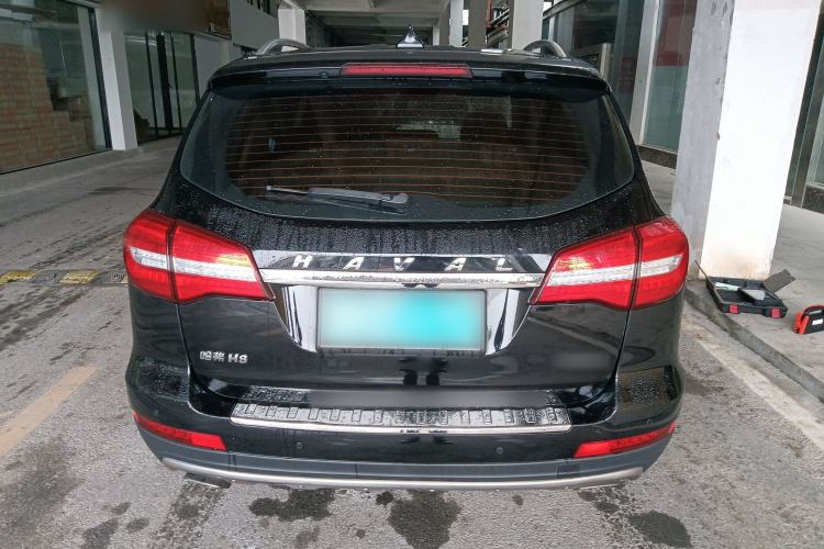 Used Haval H8 2015 2.0T Two-Wheel-Drive Luxury Version