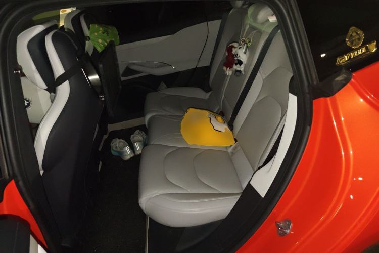 Used Xiaomi Auto SU7 2024 Four-Wheel Drive Ultra-Long Range Advanced Intelligent Driving Max Edition
