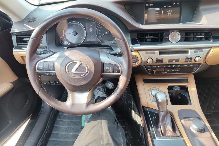 Used Lexus ES 2015 200 Elite Edition
