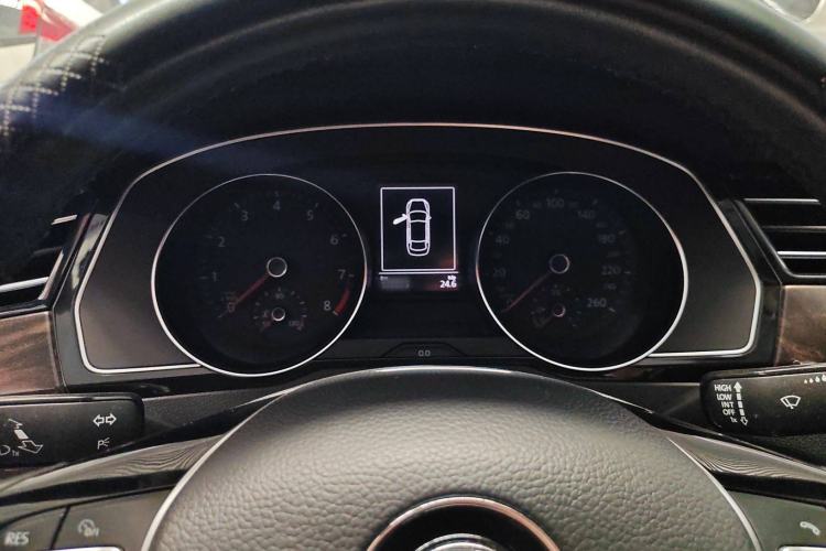 Used Volkswagen Magotan 2018 Facelift 330TSI DSG Luxury Model
