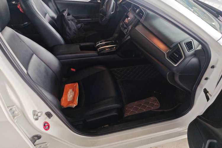 Used Honda Civic 2016 220TURBO CVT Luxury Edition