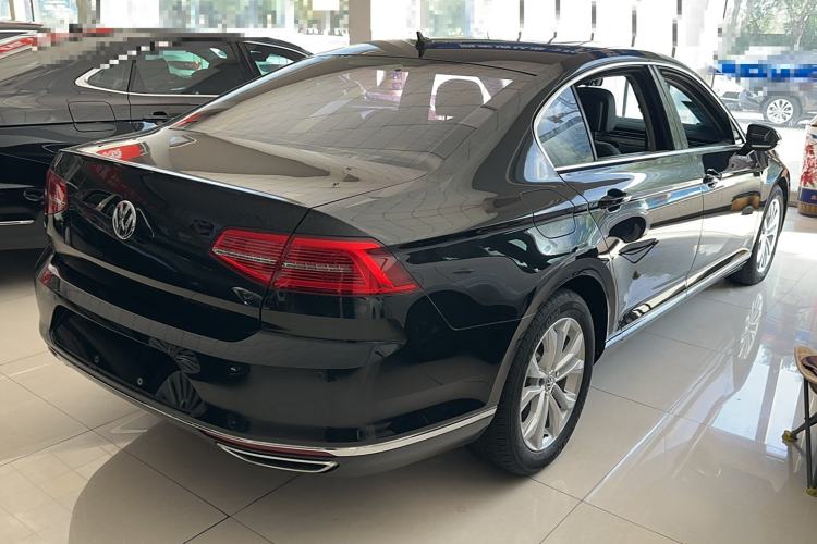 Used Volkswagen Magotan 2019 330TSI DSG Luxury Model China V Standard
