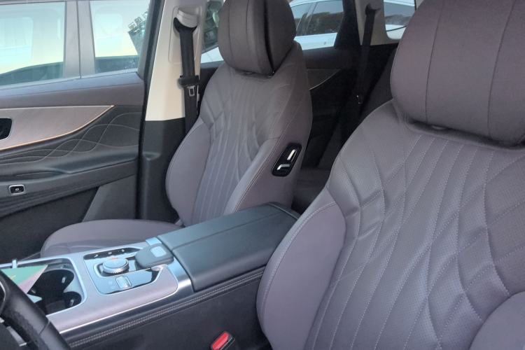 Used Chery Tiggo 9 C-DM 2025 1.5T 106KM Ultra-Comfort Edition 5 Seats Lithium-NMC
