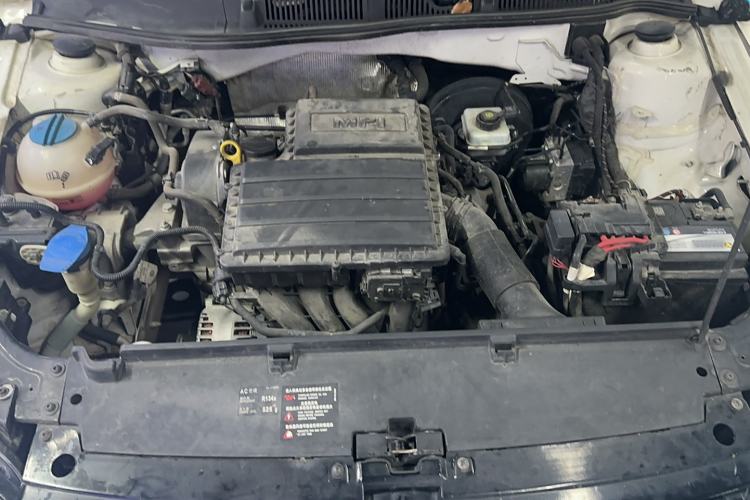 Used Volkswagen Lavida 2013 Revised Classic 1.6L Automatic Fashion Edition
