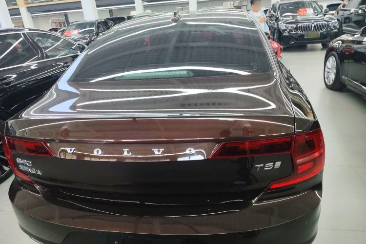 Used Volvo S90 2019 T5 Prestige Edition
