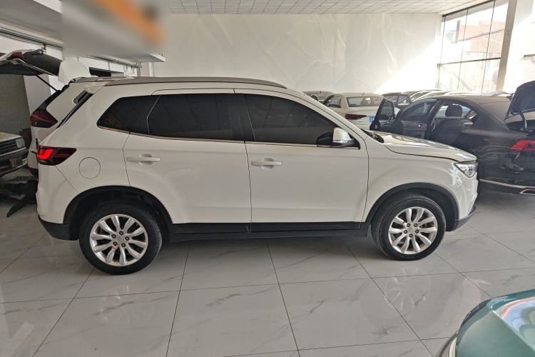 Used Bestune X40 2019 1.6L Manual Luxury Model China VI Standard