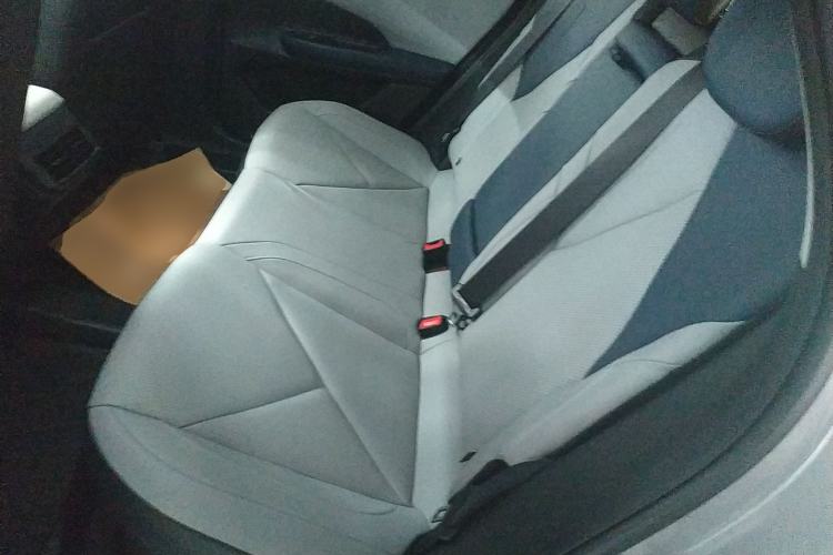 Used Changan UNI-V iDD 2023 ZhiDian iDD 1.5T 113km ZhiKu Model