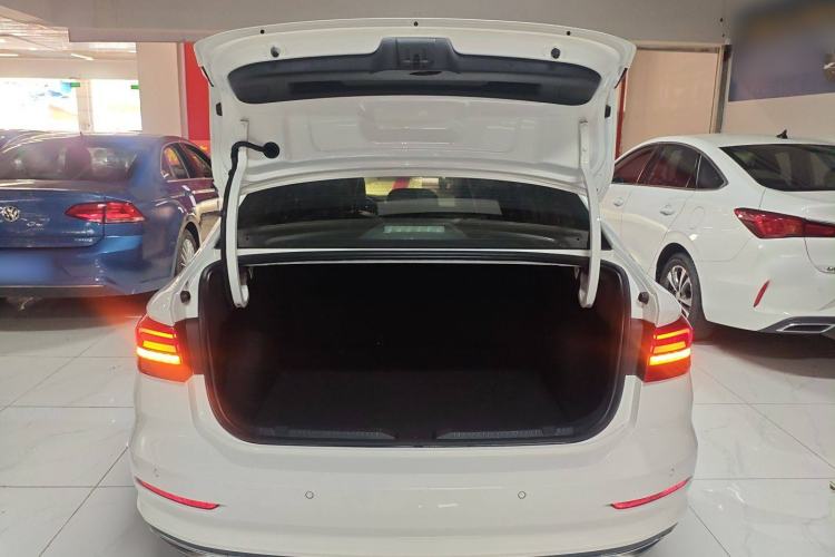 Used Volkswagen Lavida 2019 1.5L Automatic Comfort Edition China VI Standard
