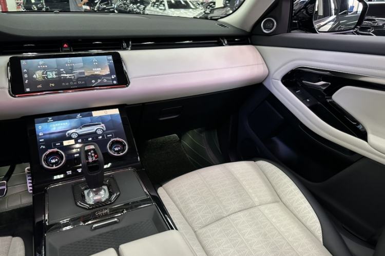 Used Land Rover Range Rover Evoque 2021 Range Rover Velar L 249PS R-Dynamic First Edition
