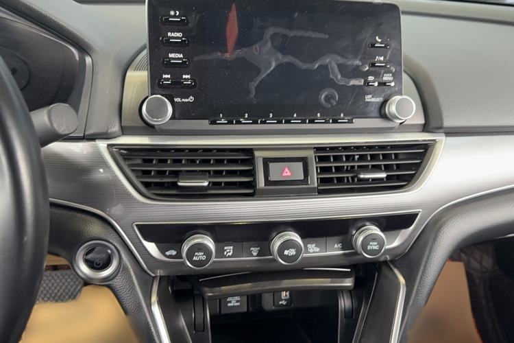 Used Honda Accord 2018 Rui Hybrid 2.0L Rui Ling Edition China VI
