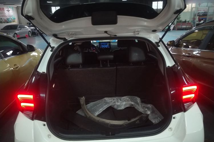 Used Toyota YARiS L 2022 X-Trail 1.5L CVT Luxury PLUS Edition