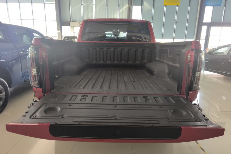 Used JMC DaDao 2024 Explorer 2.3T Gasoline Automatic 4x4 Extreme Edition
