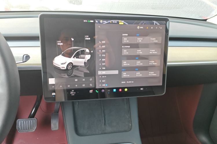 Used Tesla Model Y 2023 Long-Range All-Wheel-Drive Version
