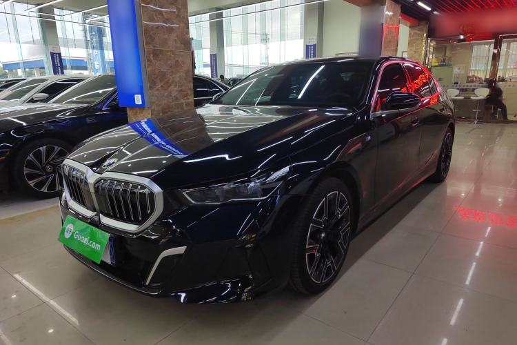 Used BMW 5 Series 2025 530Li Luxury Edition M Sport Package