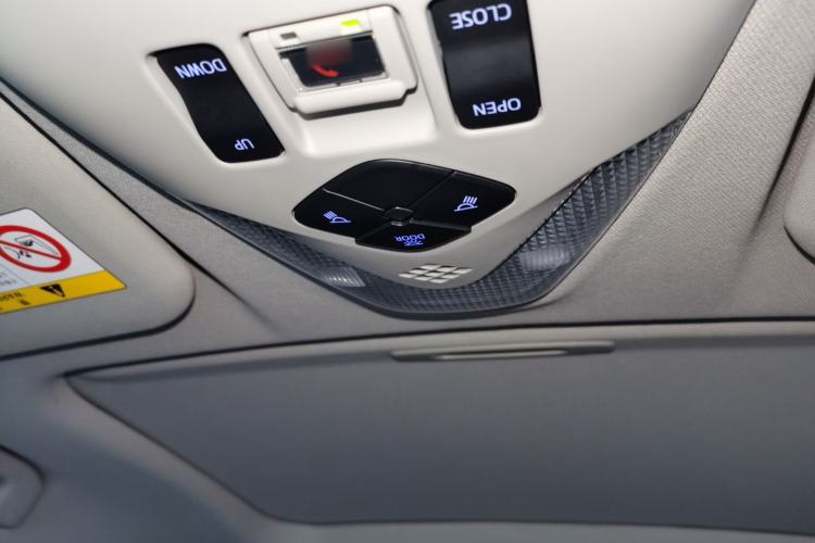 Used Toyota IZOA 2021 2.0L Enjoy Edition