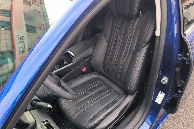 Used Buick LaCrosse 2025 Platinum Avia Edition
