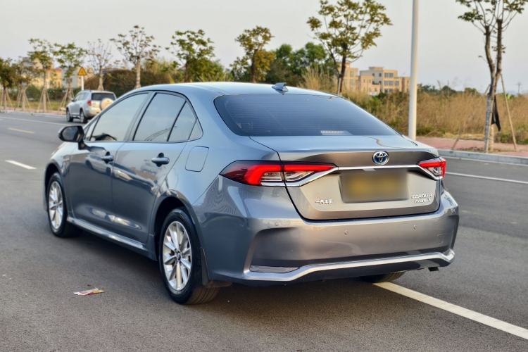 Used Toyota Corolla 2021 Dual-Motor 1.8L E-CVT Elite Edition